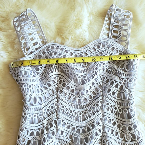 Lela Rose Sheath Dress Wave Lace in Ice Blue Size 2 EUC - Picture 13 of 16
